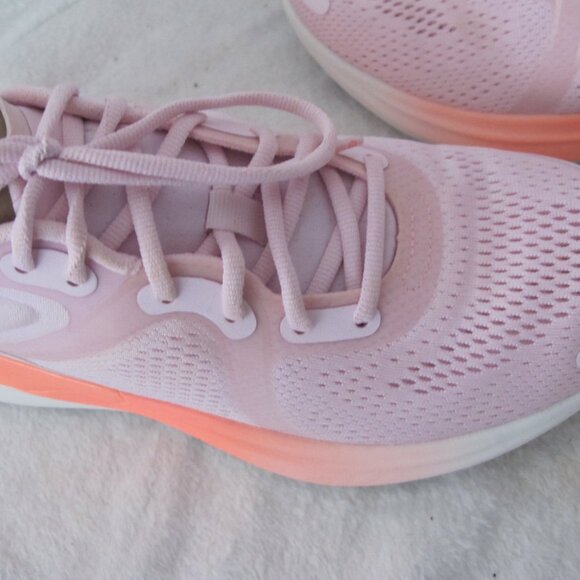 NEW in Box -  Lululemon Blissfeel Run Shoes - 7 - Picture 7 of 11